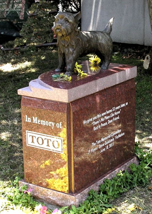 toto grave