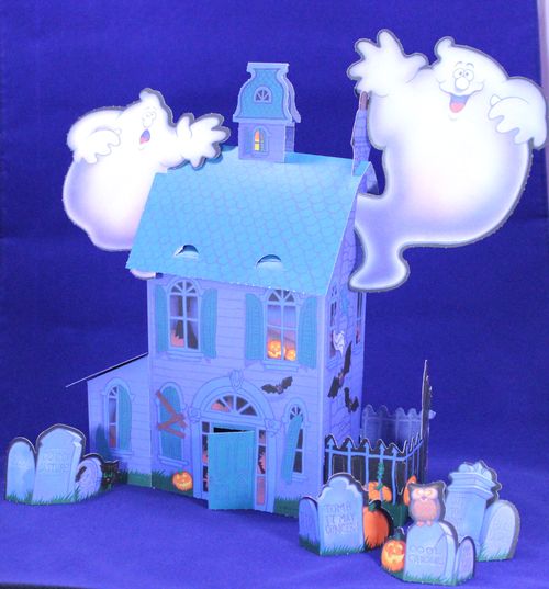 halloween haunted house centerpiece