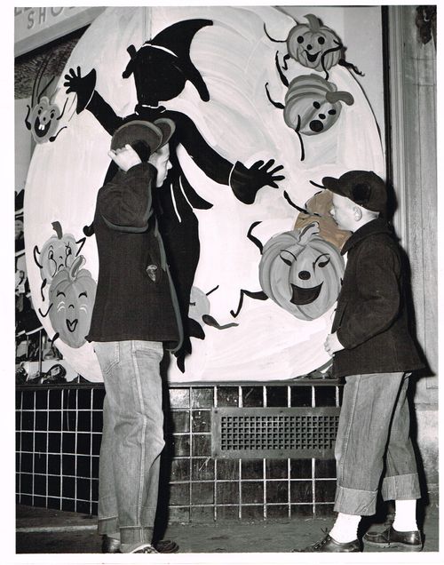 Halloween press photo 1952 cleveland
