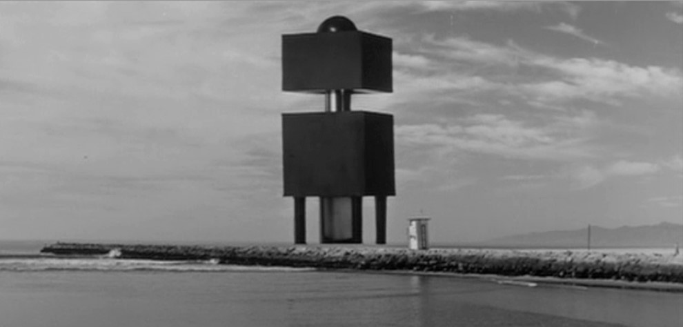 Kronos waiting on the beach Kronos waiting on the beach