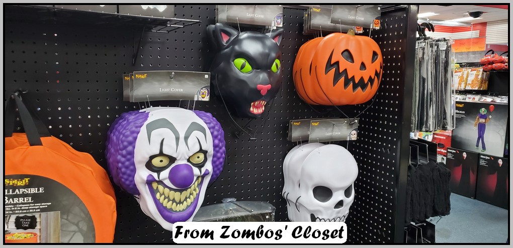 Spirit Halloween 2024 store display Spirit Halloween 2024 store display