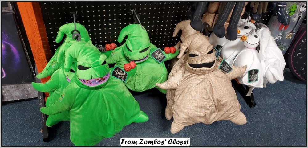 Spirit Halloween 2024 store display Spirit Halloween 2024 store display