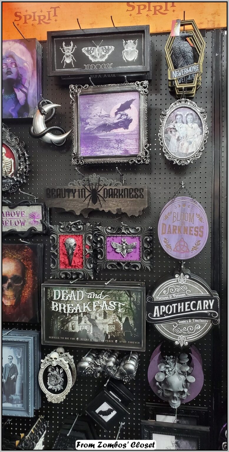 Spirit Halloween 2024 store display Spirit Halloween 2024 store display