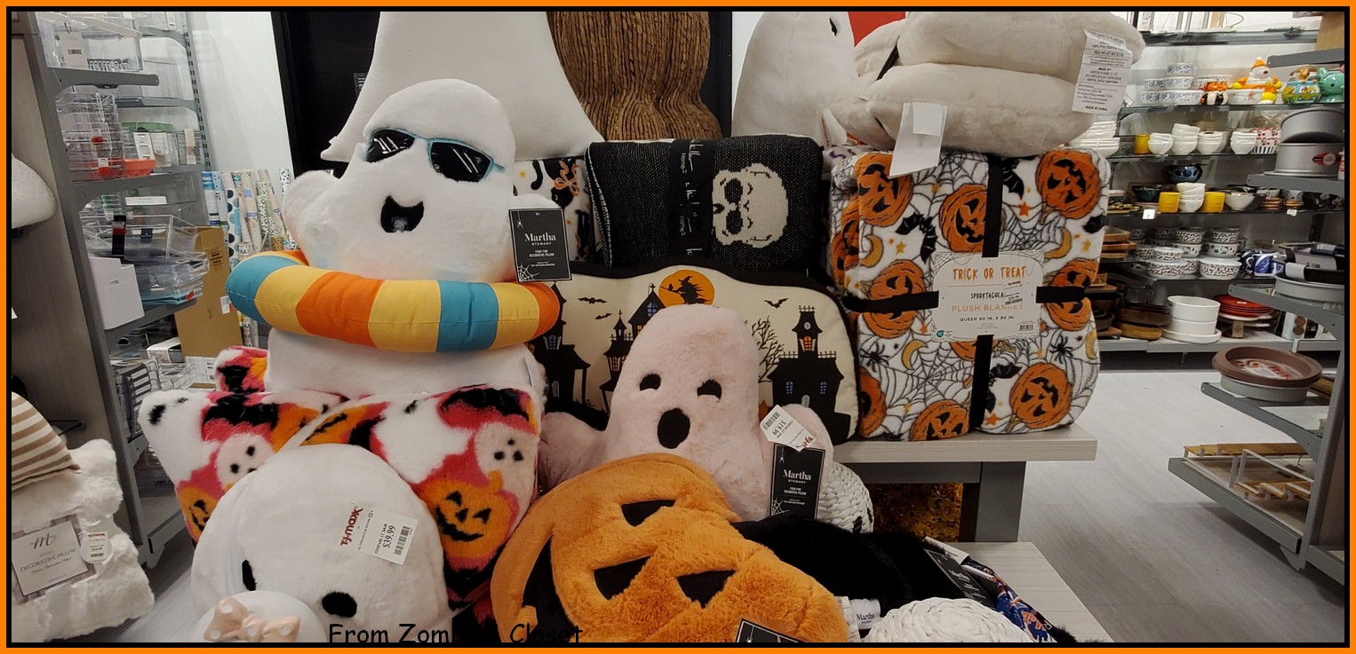 TJ Maxx Halloween 2025 decor. TJ Maxx Halloween 2025 decor.